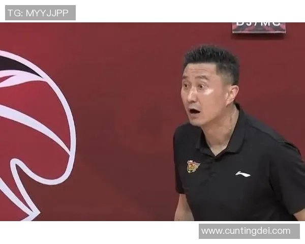 深入分析北京网球队包夹战术的优势与应用技巧 深入分析北京网球队包夹战术的优势与应用技巧