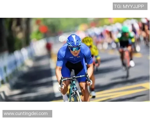 洲际杯精彩回顾：杭州足球队默契配合展现团队实力与战术智慧