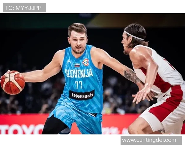 加拿大男篮与巴西男篮激战正酣谁将赢得这场篮球盛宴 加拿大男篮与巴西男篮激战正酣谁将赢得这场篮球盛宴