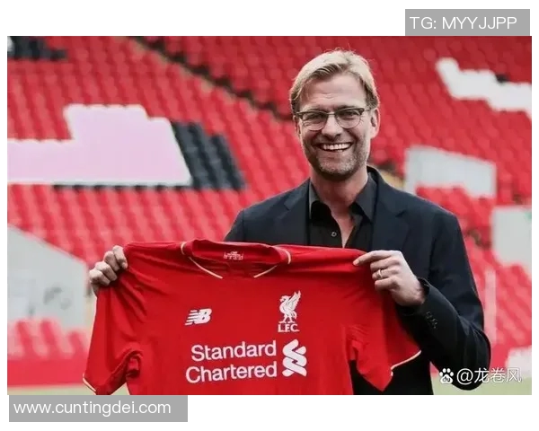 利物浦与西布朗激战正酣精彩瞬间回顾与赛场氛围解析 利物浦与西布朗激战正酣精彩瞬间回顾与赛场氛围解析