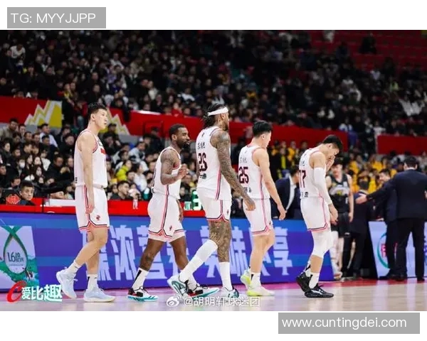 广东队与吉林队CBA精彩对决回放分析及赛后点评 广东队与吉林队CBA精彩对决回放分析及赛后点评